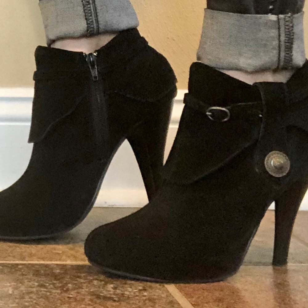 Unlisted Black Leather Upper Suede Bootie